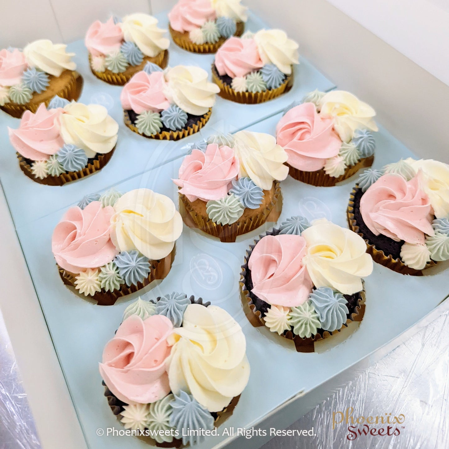 Themed Cupcake Set - Butter Cream Flower